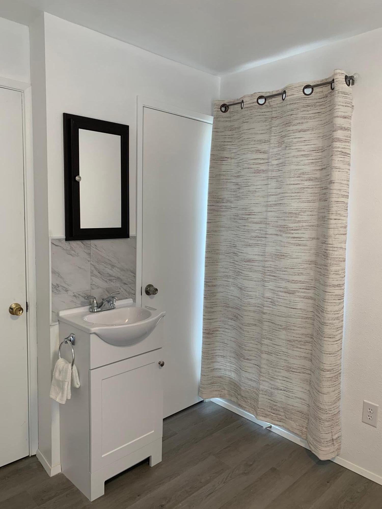 Central Bellevue Retreat Εξωτερικό φωτογραφία