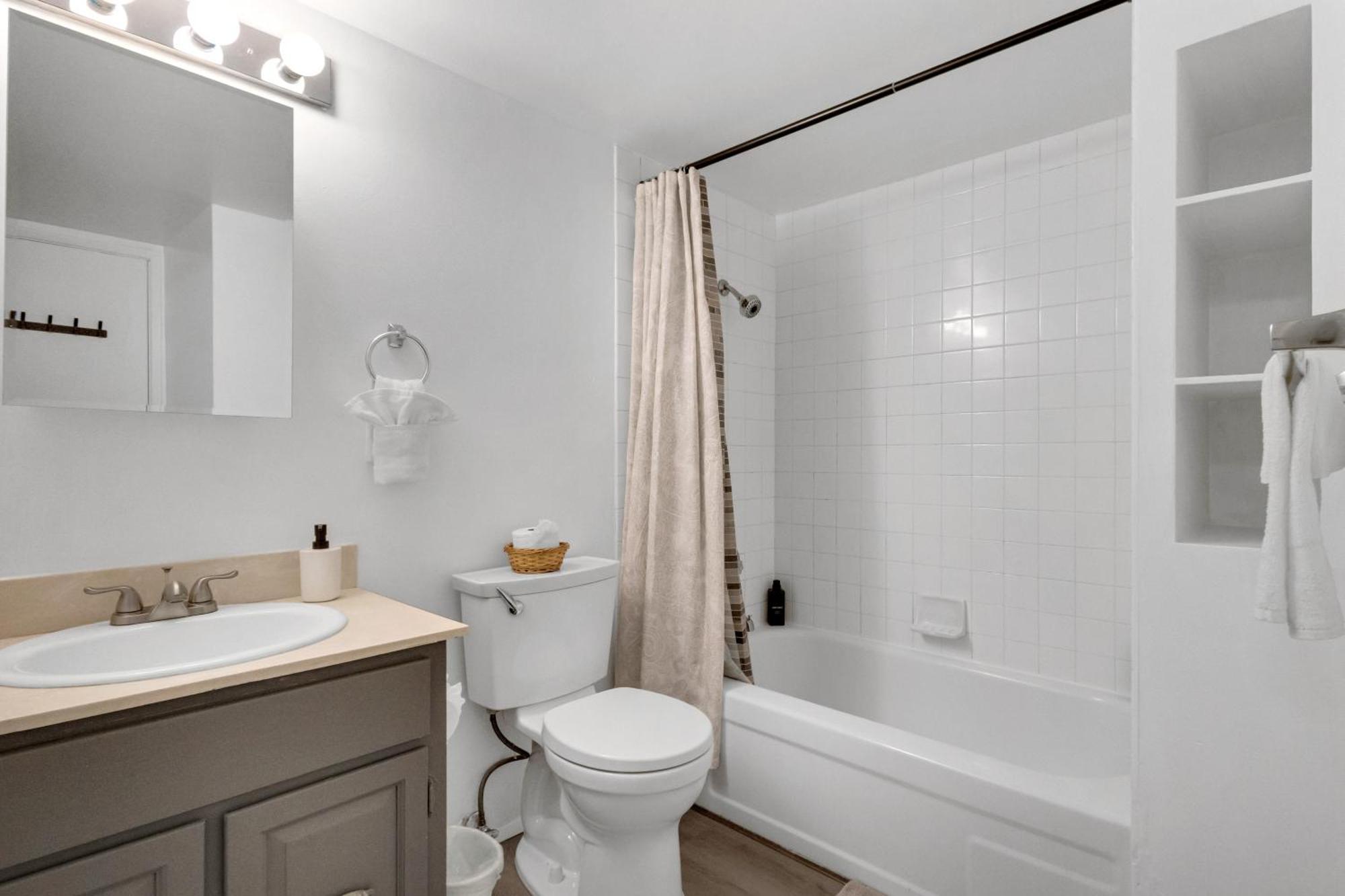 Central Bellevue Retreat Εξωτερικό φωτογραφία